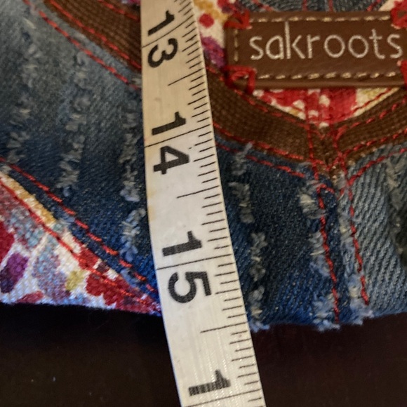 Sakroots Floral patter and Blue Denim Chevron Shoulder Bag BOHo NWT - Picture 10 of 12
